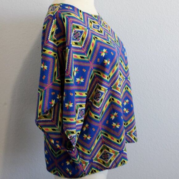 Boho Blouse Size Medium Tribal Print Very Colorful - Picture 2 of 5